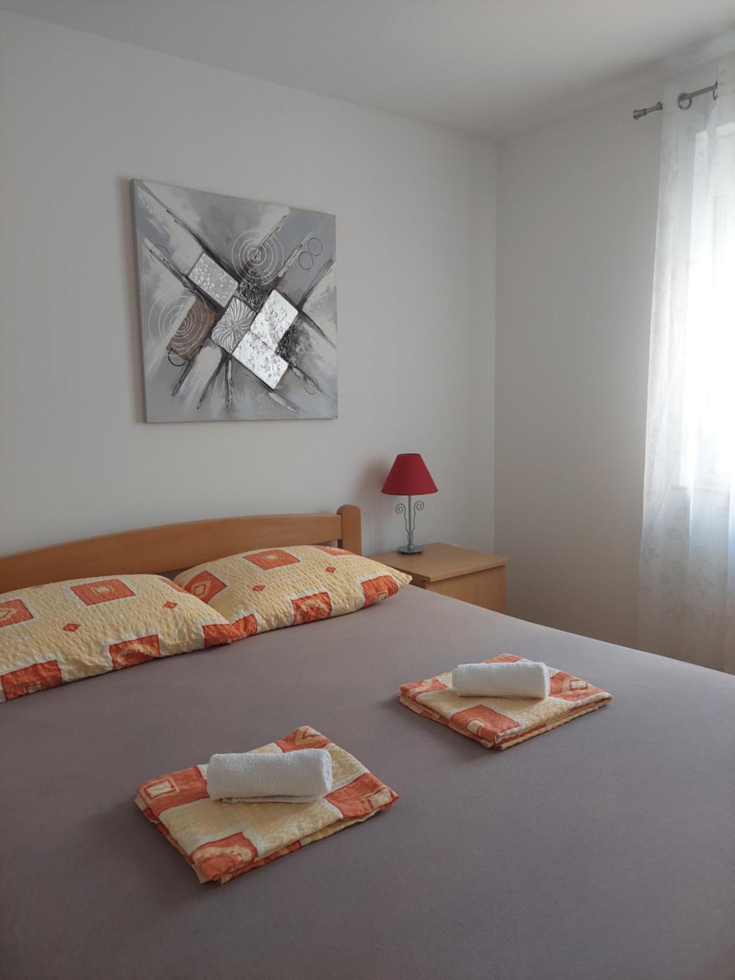 דירות Apartman Zara מראה חיצוני תמונה